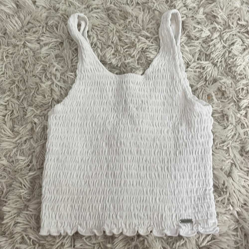 Hollister cropped smocked tank
